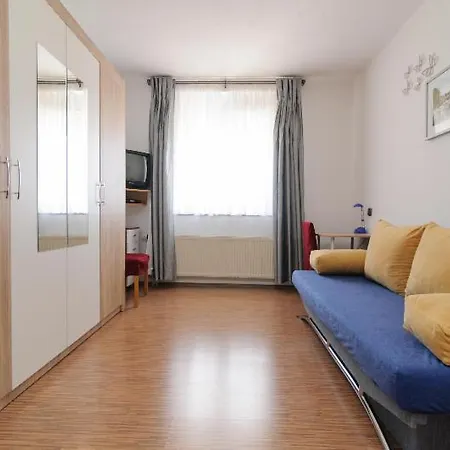 Apartament Sandy *